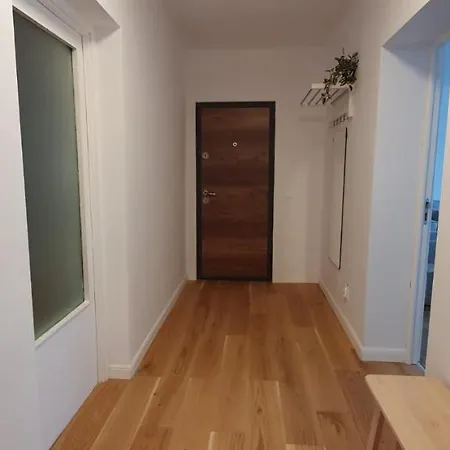 The Pines Serviced Apartments Braşov Exterior foto